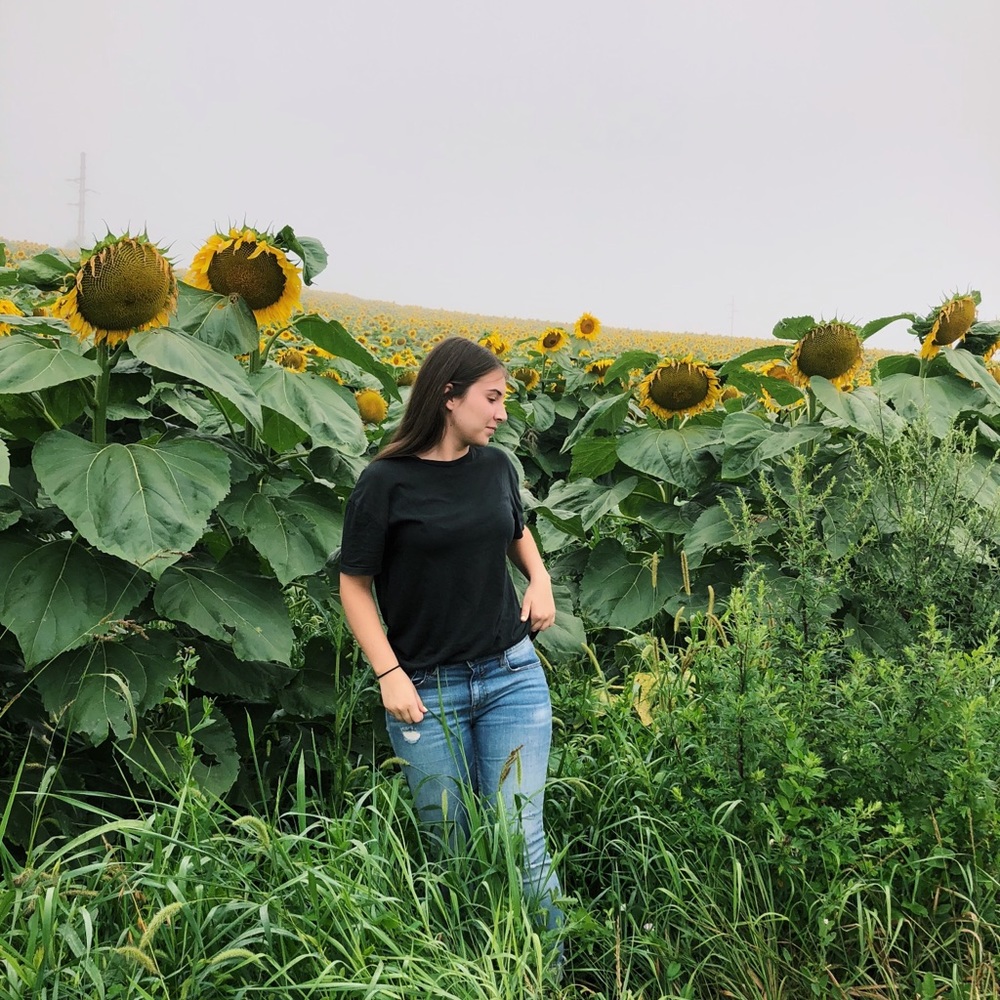 Meet your Posher, Alyssa